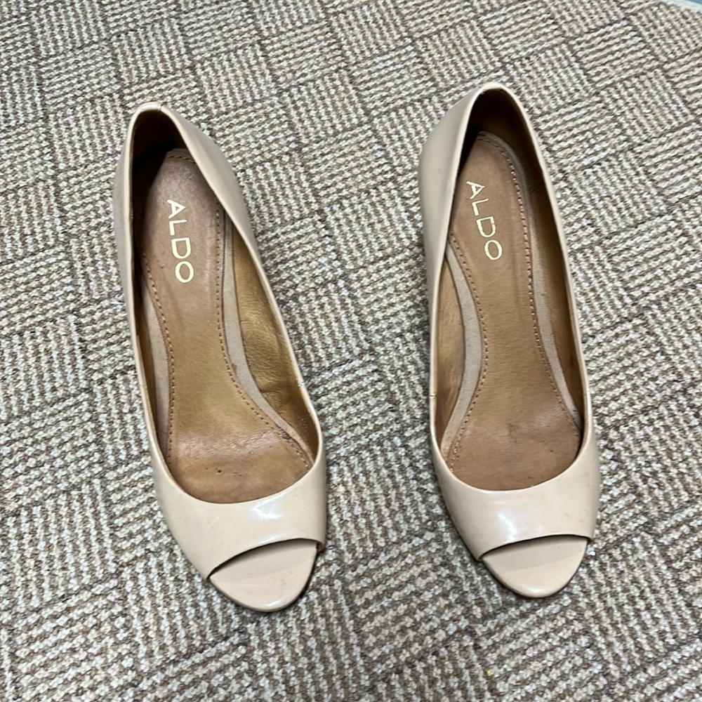ALDO patent leather wedge